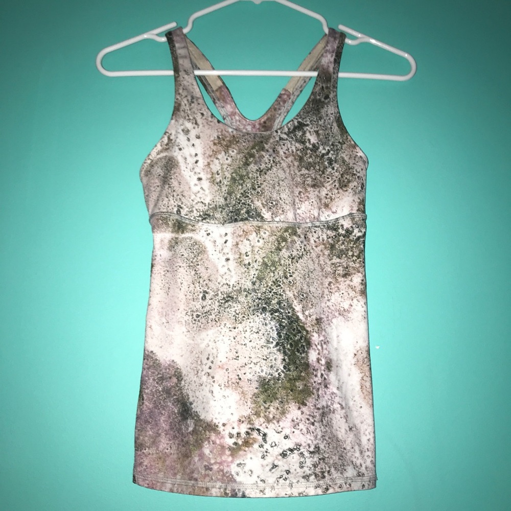 Lululemon tank top